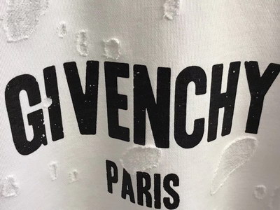 Givenchy Longsleeve(True to size)-1206