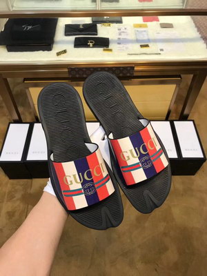 G*u*i slippers(aaa)-275