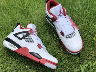 Air Jordan 4 Fire Red 2018