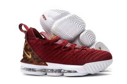 LeBron 16-014