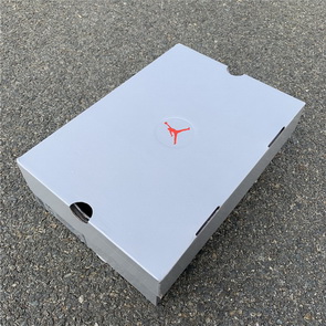 Air Jordan 13 “Atmosphere Grey”