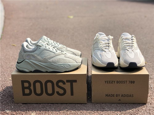 Authentic Adidas Yeezy 700 Boost-007