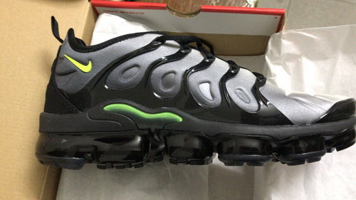 Air VaporMax Plus-075