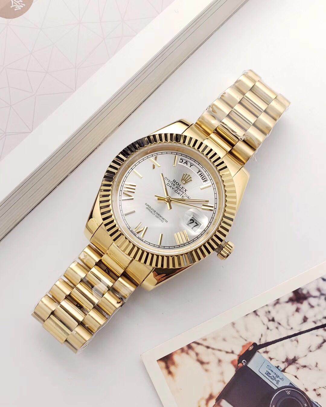 R*l*x watches-073