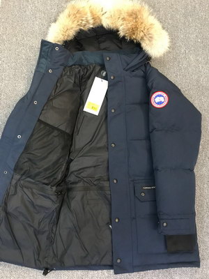 Can*a Go*e coat-101