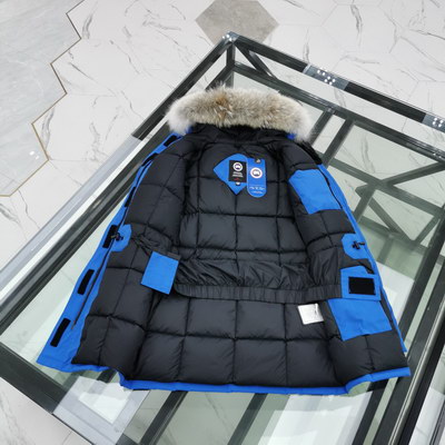 Canada Goose Coat(Women)-005