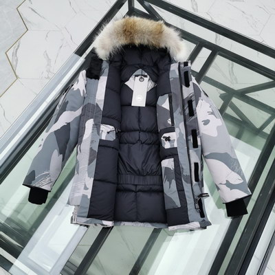 Can*a Go*e coat-116
