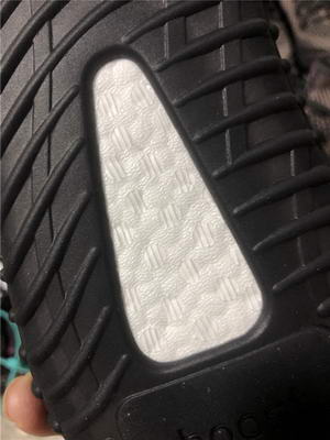Authentic Yeezy 350 V2 Boost Yecheil