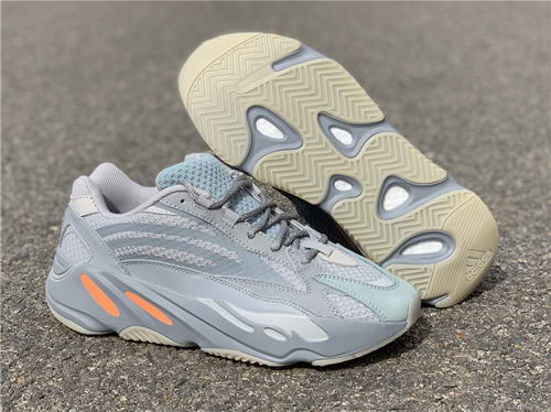 authentic ad*s Y**zy 700“inertia”