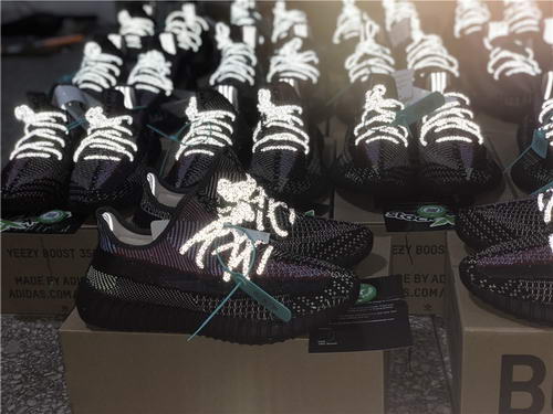 Authentic Yeezy 350 V2 Boost Yecheil