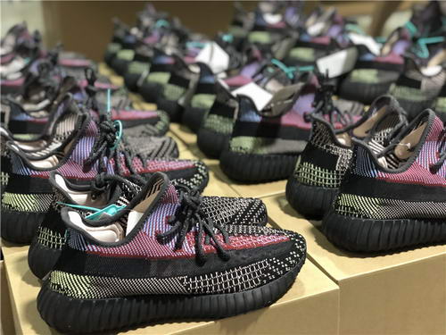 Authentic Yeezy 350 V2 Boost Yecheil