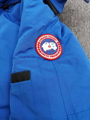 Canada Goose Coat-01-122
