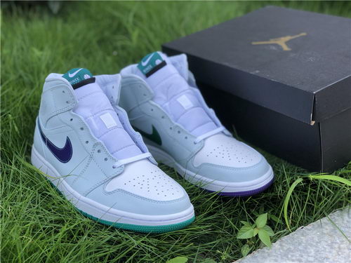 Air Jordan 1 Mid SE “NK Hoops”