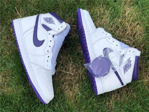 Air Jordan 1 Mid-050