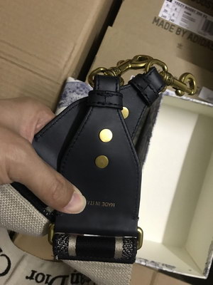 D*or strap-068