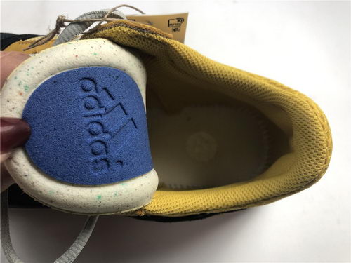 Authentic Adidas Yeezy 700 Boost Sun