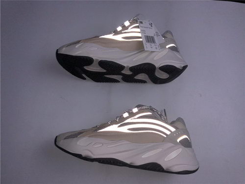 authentic ad*s Y**zy 700 boost cream