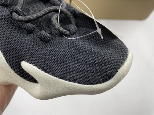 authentic ad*s Y**zy 450-001