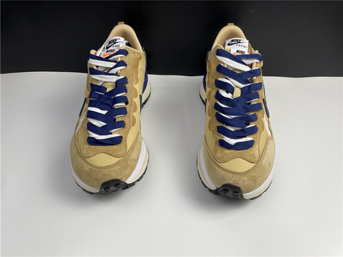 Sacai x Nike VaporWaffle 3.0-001