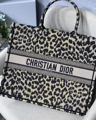 D*or handbags aaaa(women)-089