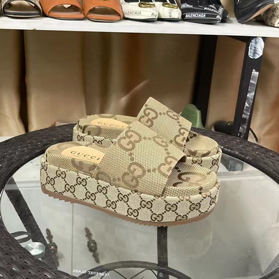 G*u*i slippers women(aaa)-149