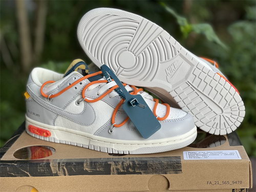 Off-White x Futura x Nike Dunk-080
