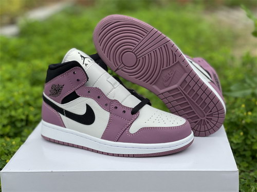 Air Jordan 1 Mid SE Berry