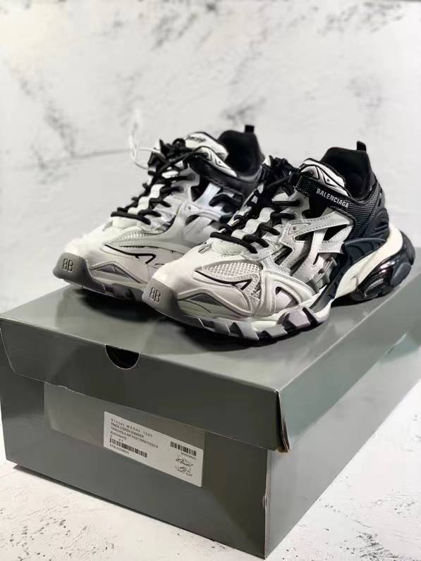 Ba*len*cia*ga shoes aaaa(women)-172