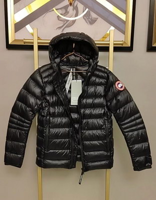 Can*a Go*e coat-184