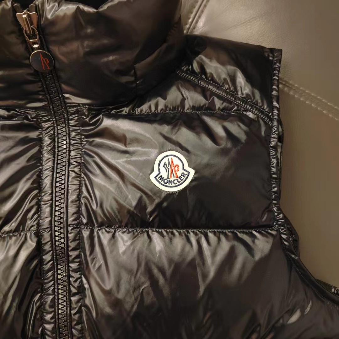 Moncler Vest Coat-016