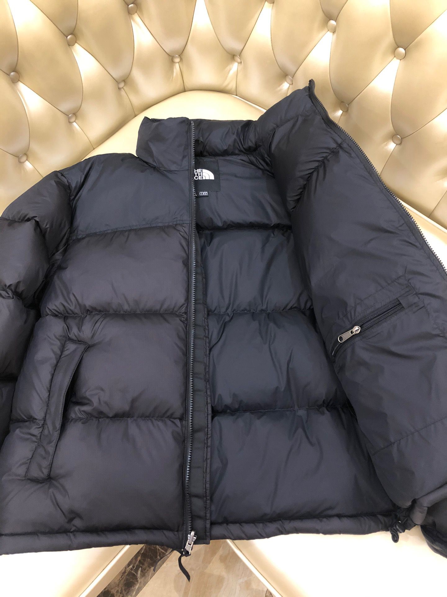 the n0*h F**e coat-032