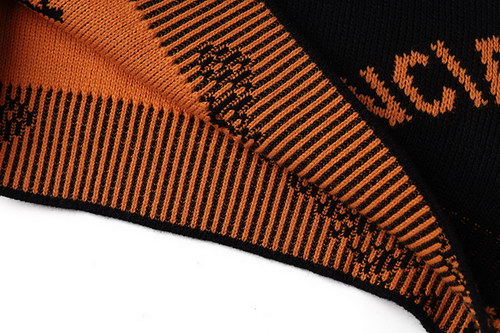 Balenciaga Sweater-019
