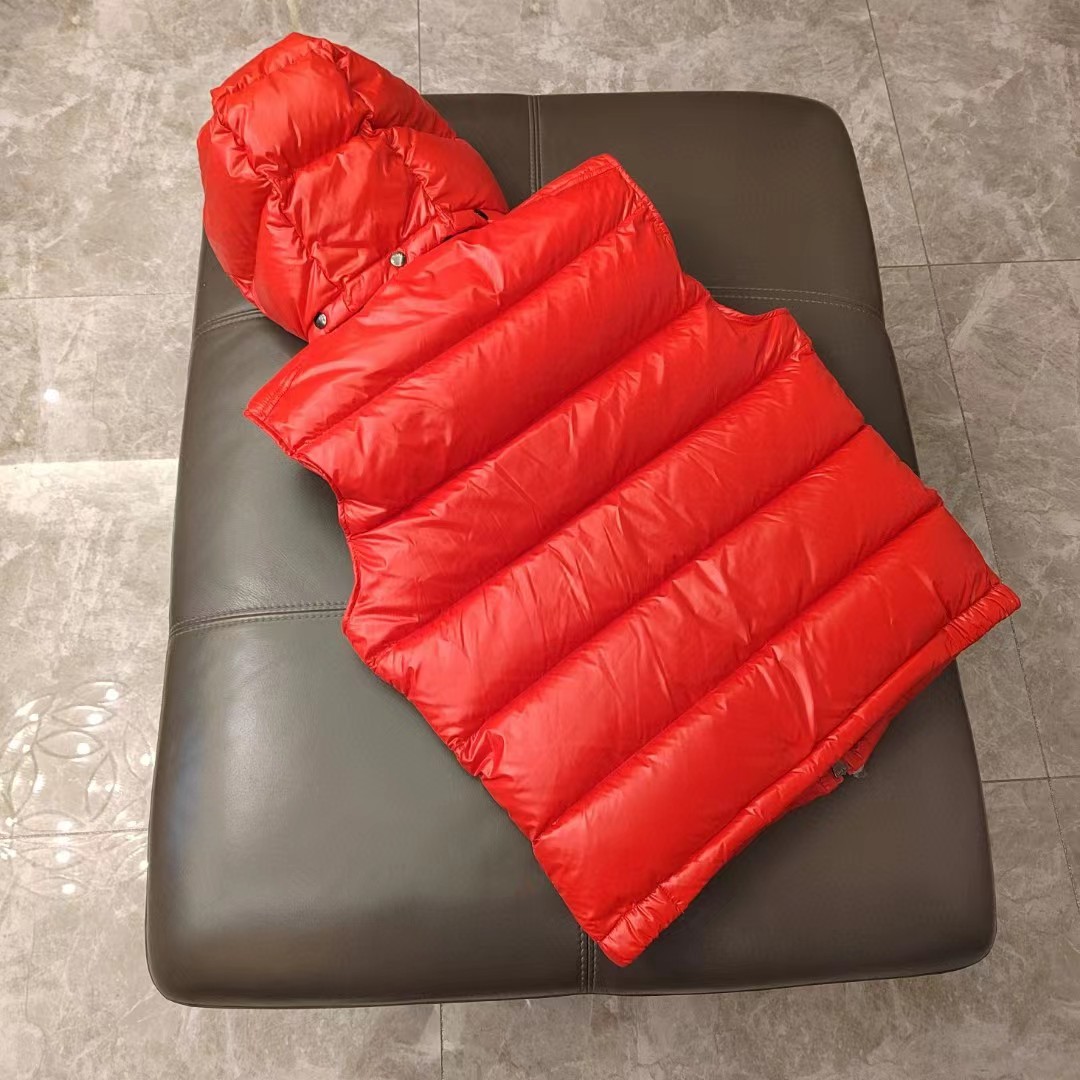 Moncler Vest Coat-015