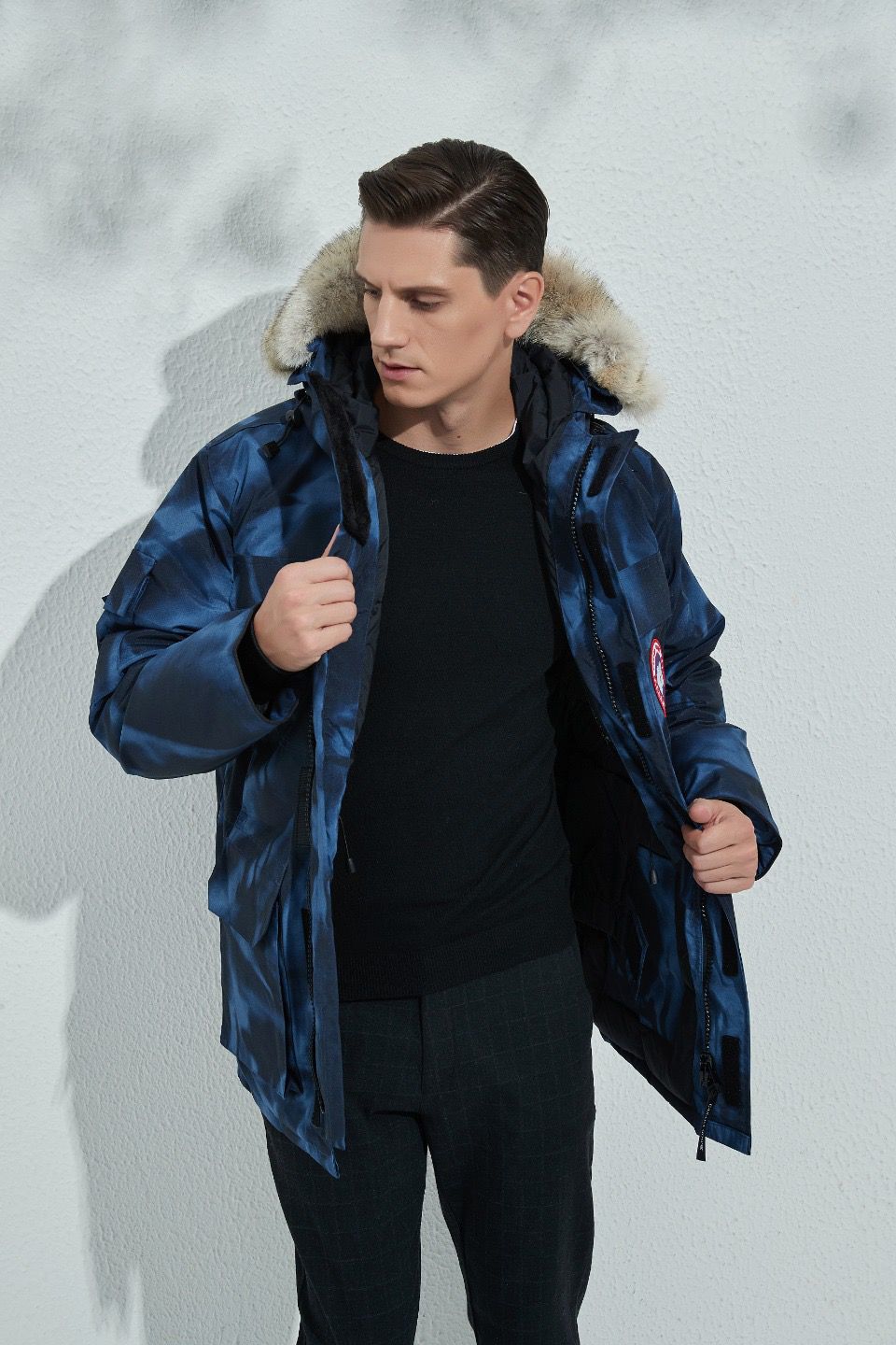 Can*a Go*e coat-202