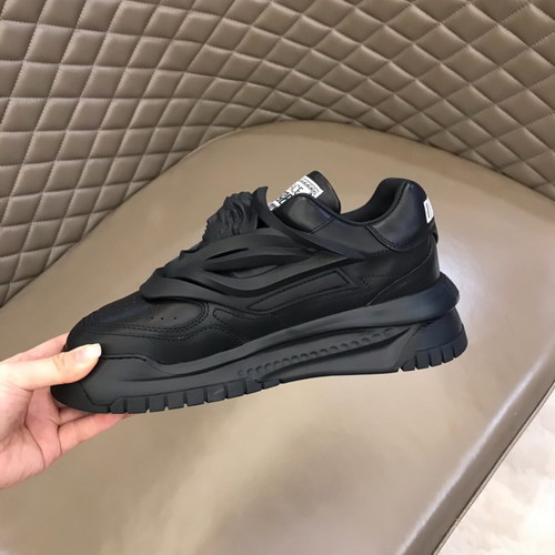 Versace Shoes(AAA)-188