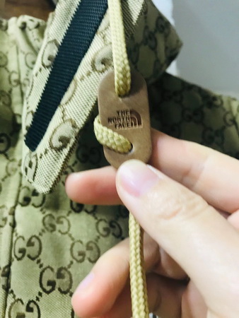 G*u*i coat-002