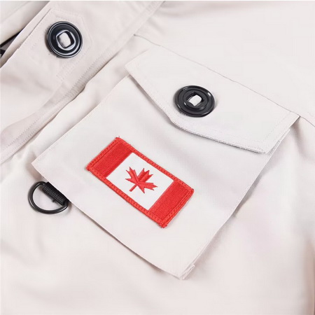 Can*a Go*e coat-207