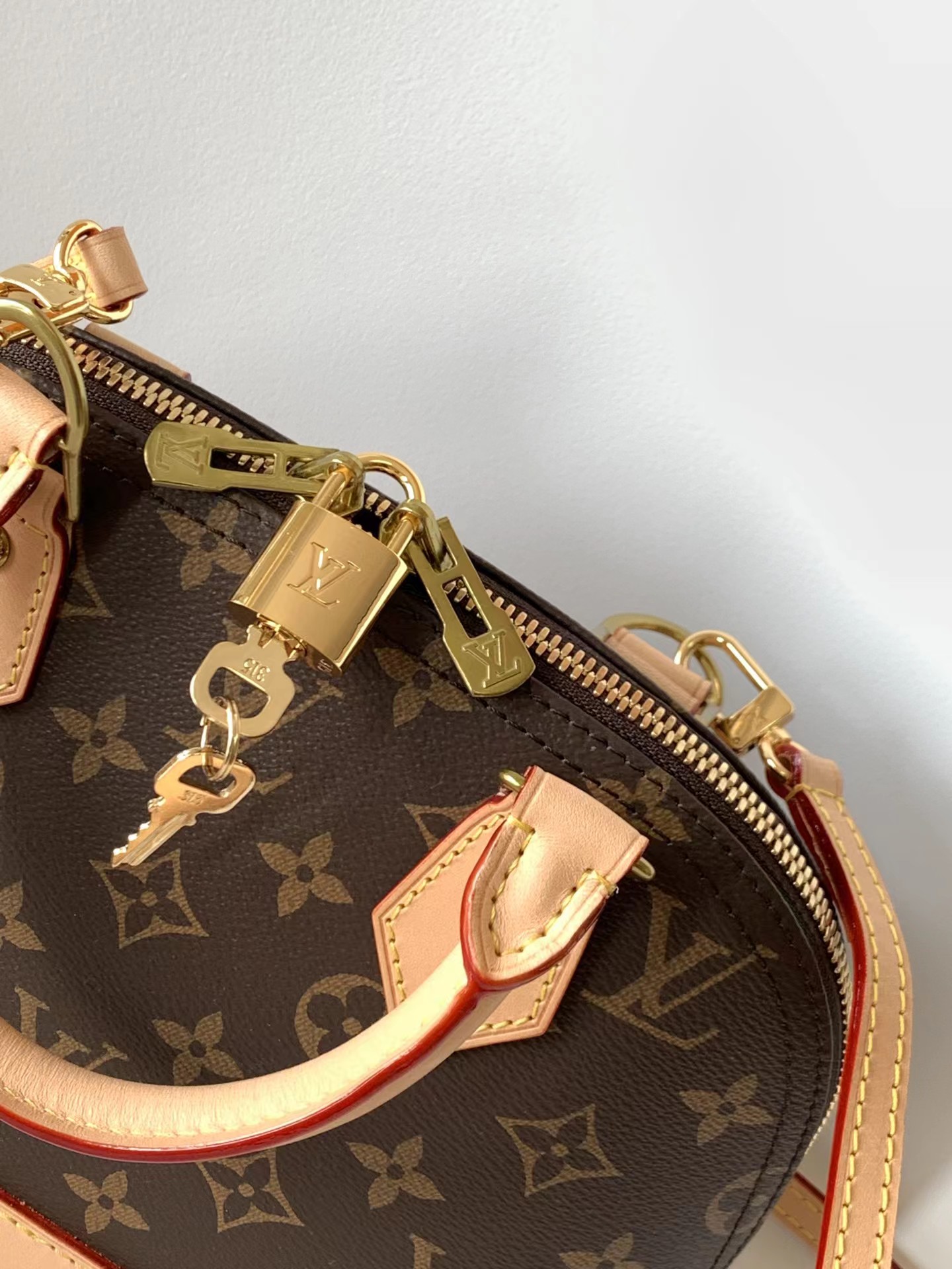 LV Handbags AAA(Women)-144