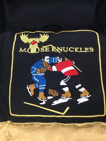 Moose Knuckles Coat-017