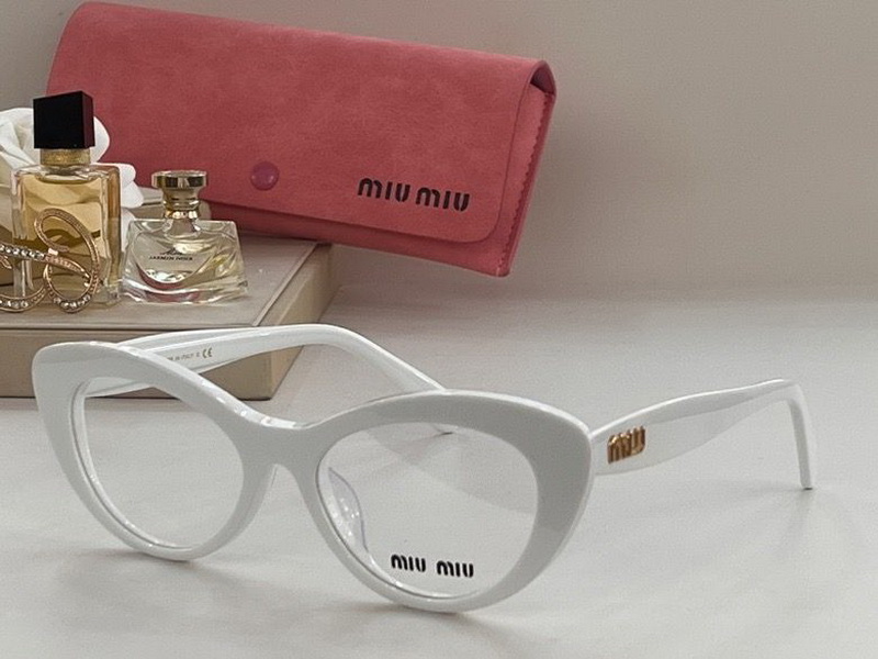 M*um*u-1284