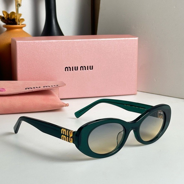 M*um*u-1090
