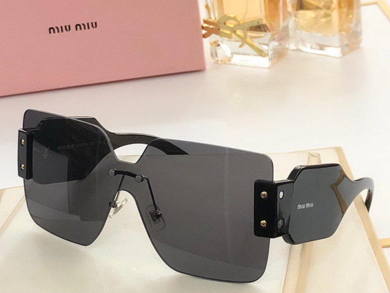 M*um*u-099