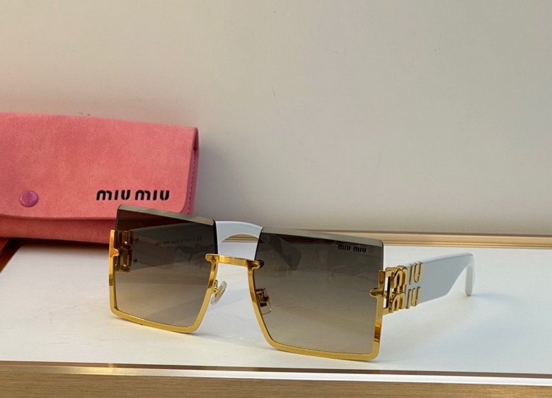 M*um*u-097