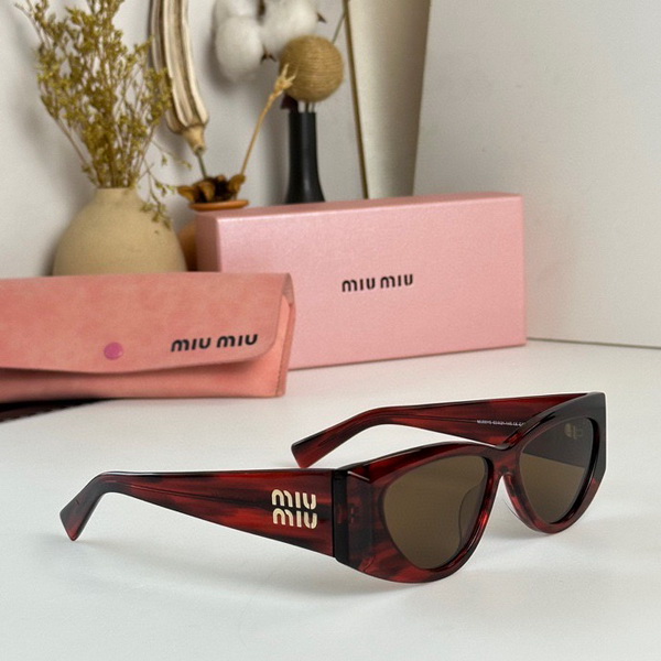 M*um*u-075