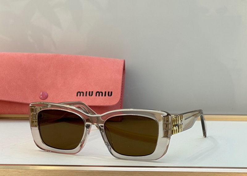 M*um*u-015