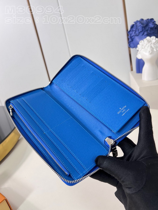 LV Wallets AAA(Men)-046