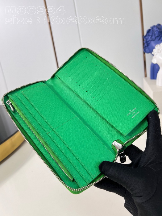 LV Wallets AAA(Men)-047