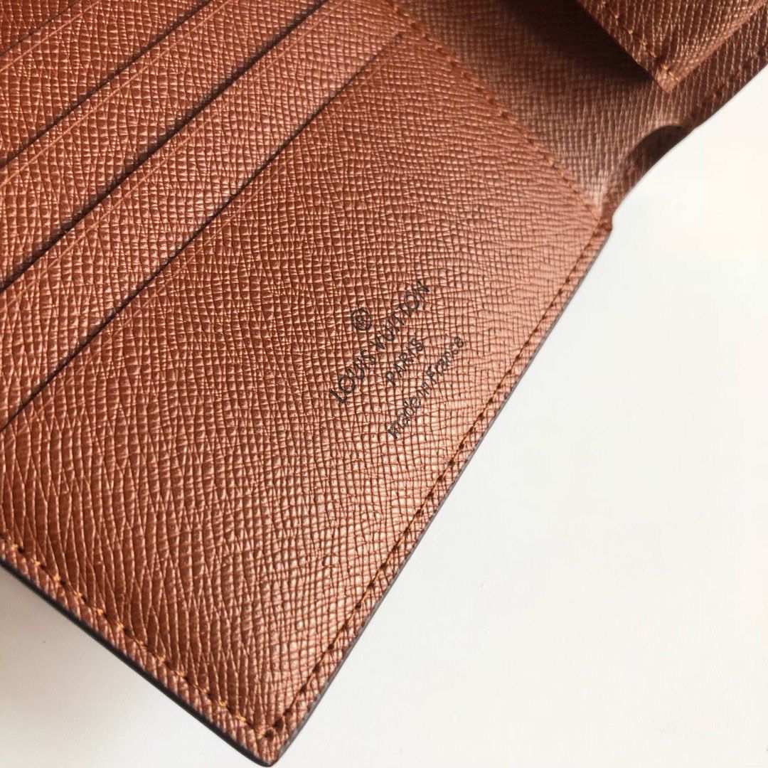 LV Wallets AAA(Men)-051