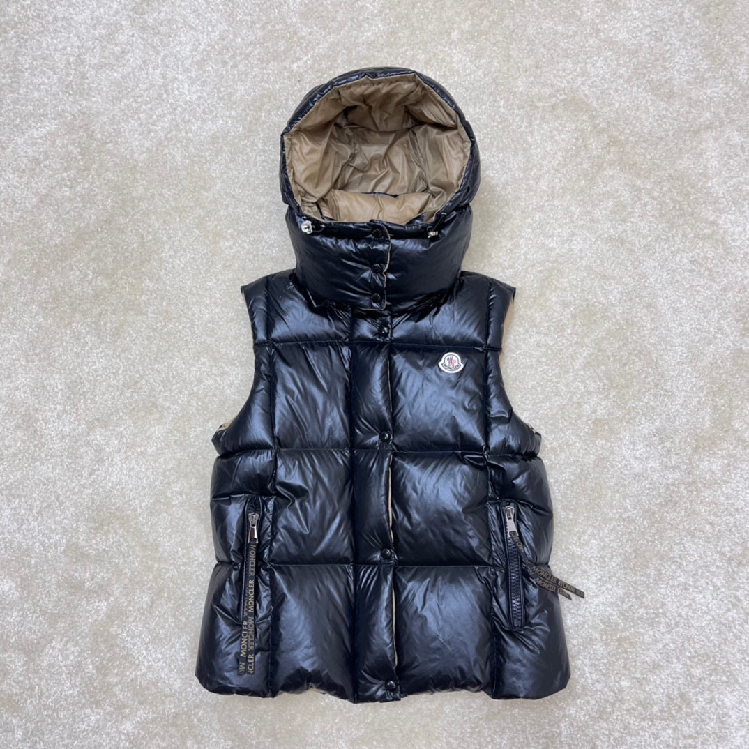 Moncler Vest Coat(Women)-004