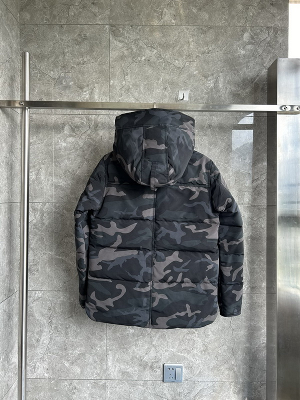 Canada Goose Coat-232
